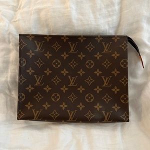 Louis Vuitton Monogram Toiletry 26